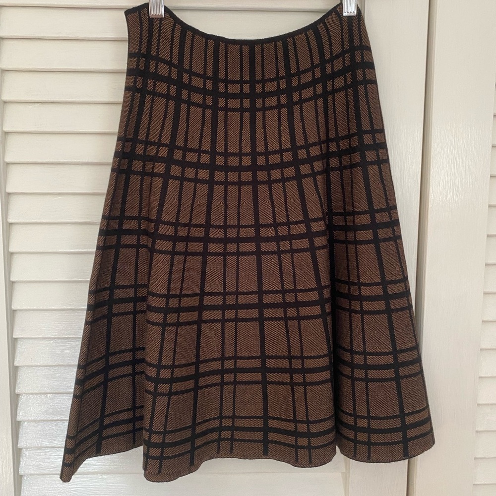 Max Studio Plaid Sweater Skirt NWT 🏷️ - Picture 10 of 13